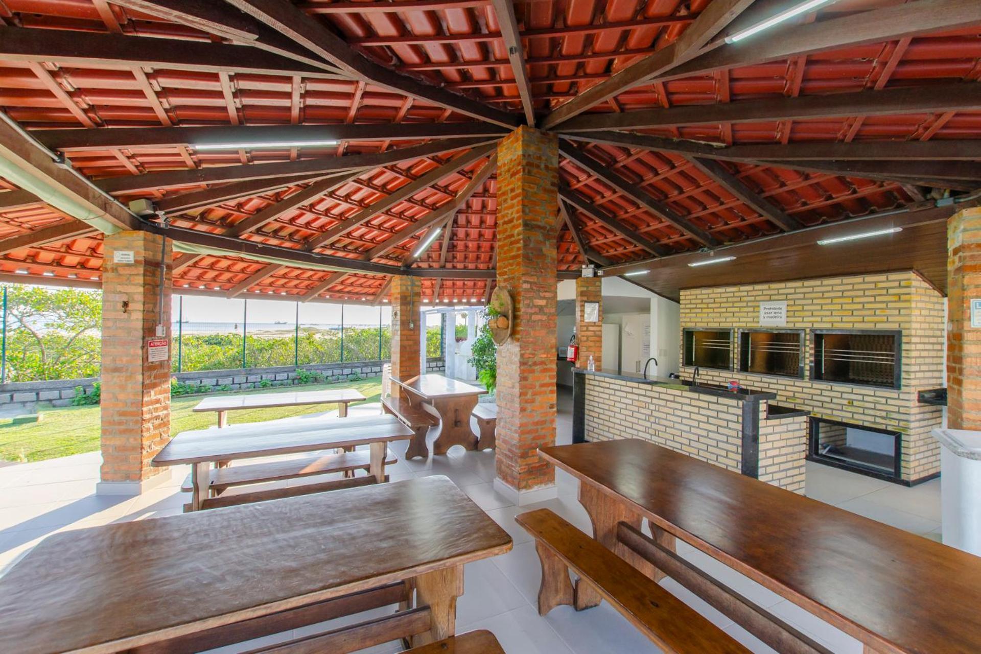 Apartamento pé na areia em condomínio com piscina N1298 Florianópolis Extérieur photo